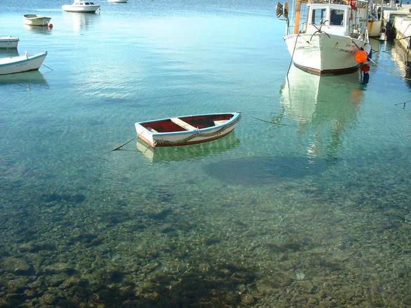 Villa Luka Паг Экстерьер фото